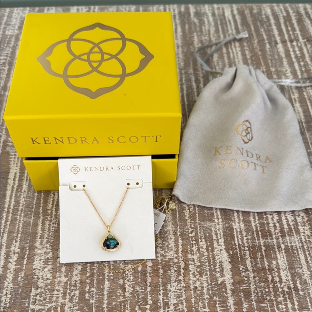 Kendra Scott Necklace. 18” New in Box.